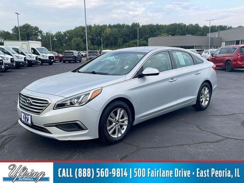 Used 2017 Hyundai Sonata SE FWD image 1