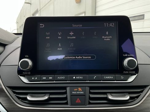 Used 2025 Nissan Altima 2.5 SV image 29