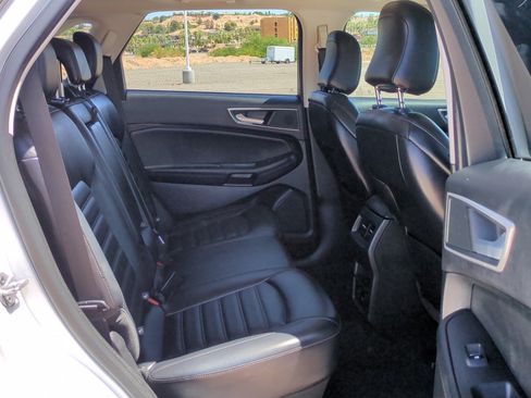 Used 2023 Ford Edge SEL w/ Convenience Package AWD/4WD image 30
