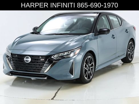 Used 2024 Nissan Sentra SR w/ SR Premium Package FWD image 1