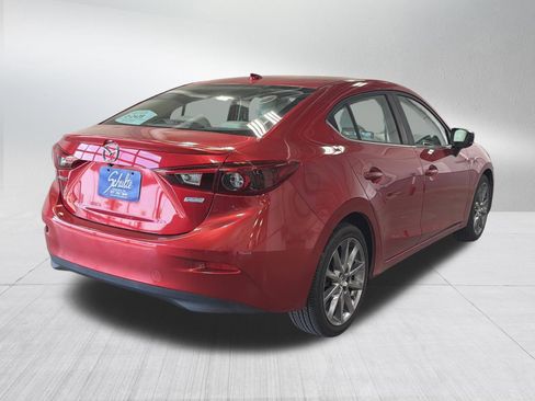 Used 2018 MAZDA MAZDA3 Grand Touring FWD image 7