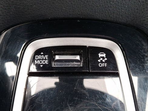 Used 2024 Toyota Corolla SE w/ SE Convenience Package FWD image 25
