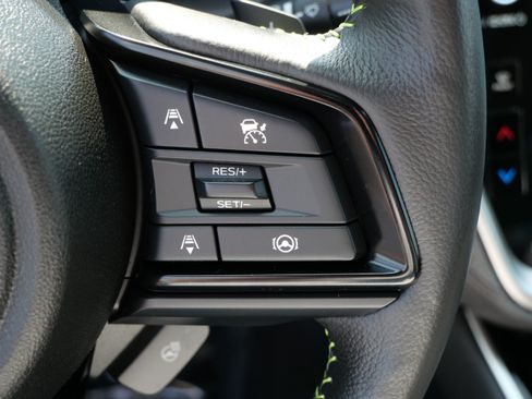 Certified 2025 Subaru Outback Onyx Edition AWD/4WD image 29
