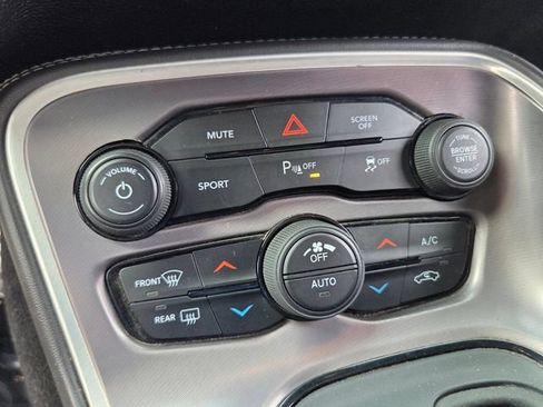 Used 2020 Dodge Challenger R/T RWD image 20