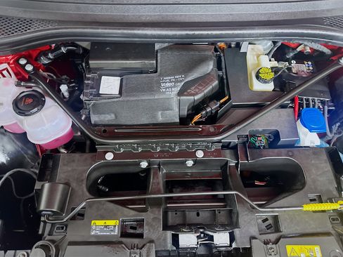 Used 2023 Volkswagen ID.4 S image 29