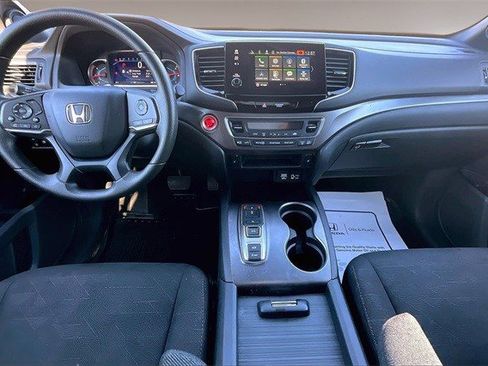 Certified 2022 Honda Pilot Sport image 7