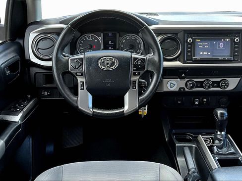 Used 2019 Toyota Tacoma SR5 image 5