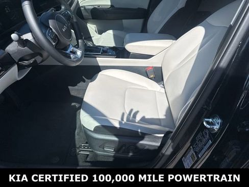 Certified 2025 Kia Sportage EX w/ Premium Package image 8