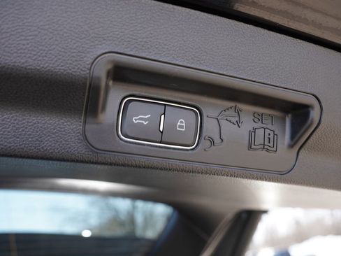 Used 2023 Ford Explorer ST-Line w/ Class IV Trailer Tow Package image 23