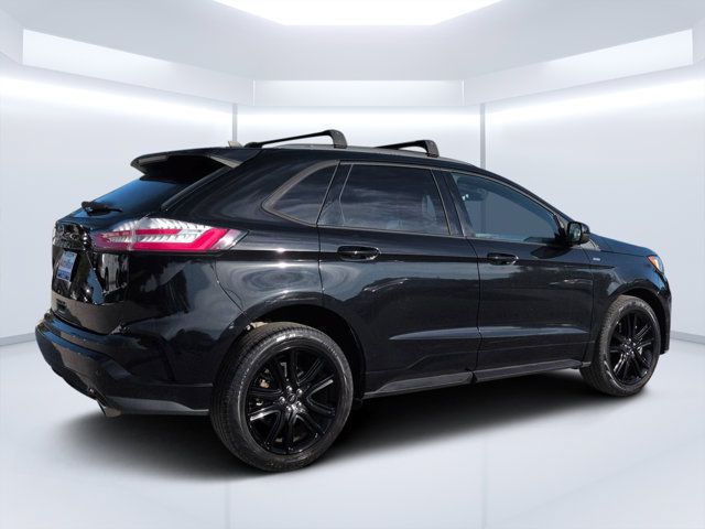 Used 2021 Ford Edge ST-Line FWD image 3