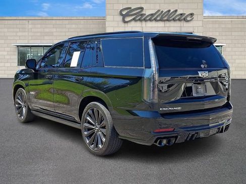 Certified 2025 Cadillac Escalade V AWD/4WD image 5