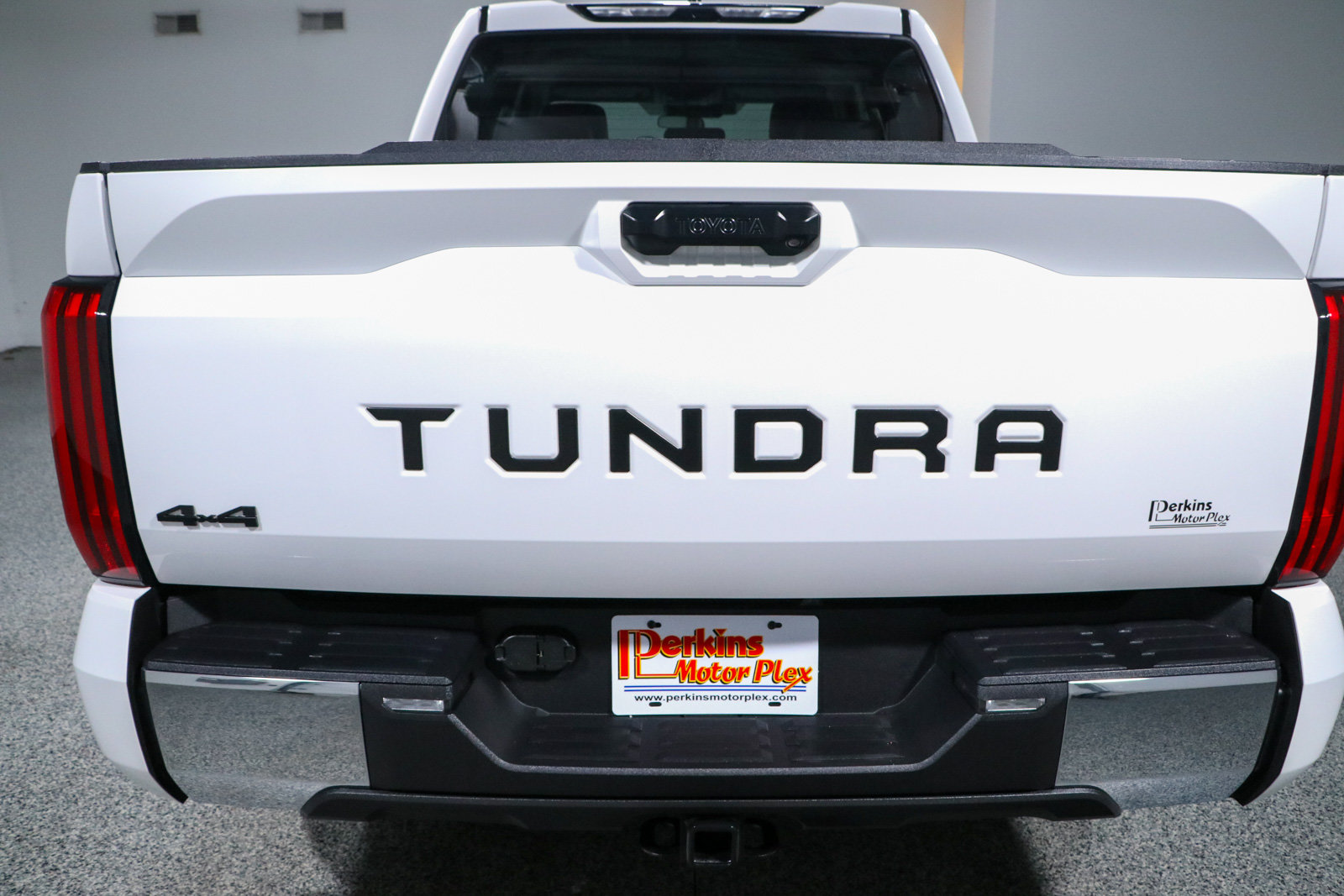 Used 2023 Toyota Tundra SR5 w/ TRD Off-Road Premium Package AWD/4WD image 8