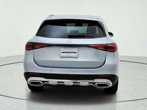 Used 2026 Mercedes-Benz GLC 300 image 10