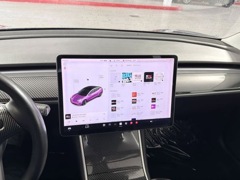 Used 2019 Tesla Model 3 Mid Range image 18
