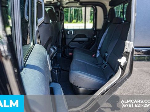 Used 2023 Jeep Gladiator Overland image 21