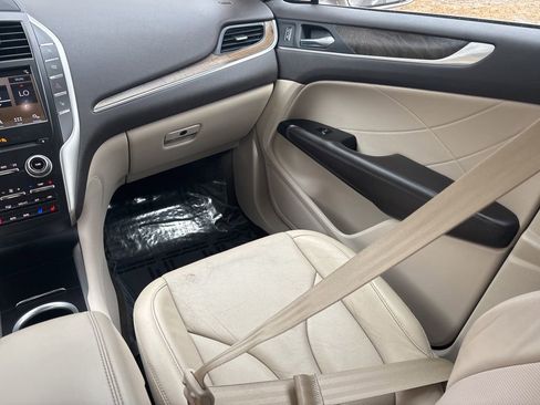 Used 2019 Lincoln MKC Reserve w/ MKC Technology Package image 24