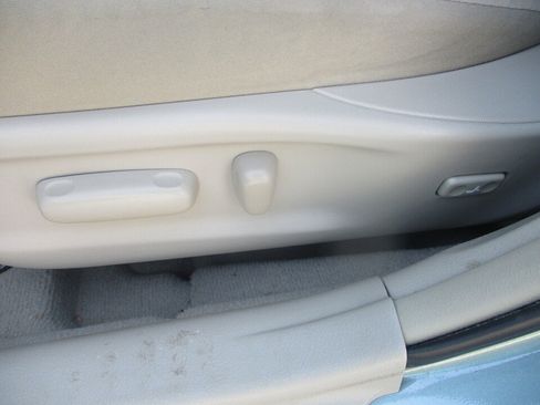 Used 2007 Toyota Camry LE FWD image 24