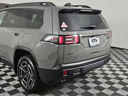 New 2026 Jeep Cherokee Laredo AWD/4WD image 14
