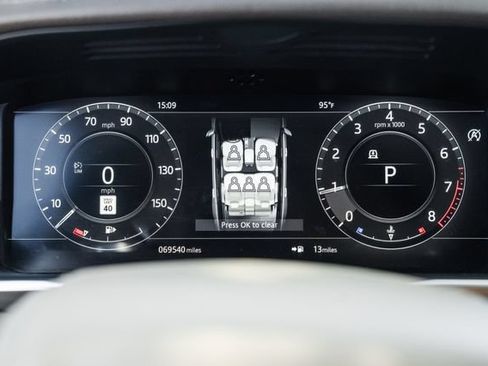 Used 2018 Land Rover Range Rover HSE AWD/4WD image 9