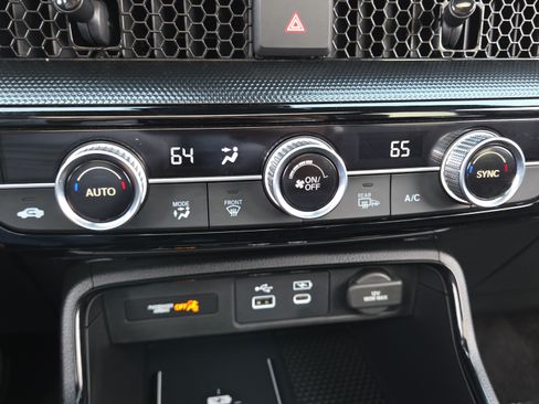 Certified 2023 Honda CR-V Sport Touring image 31