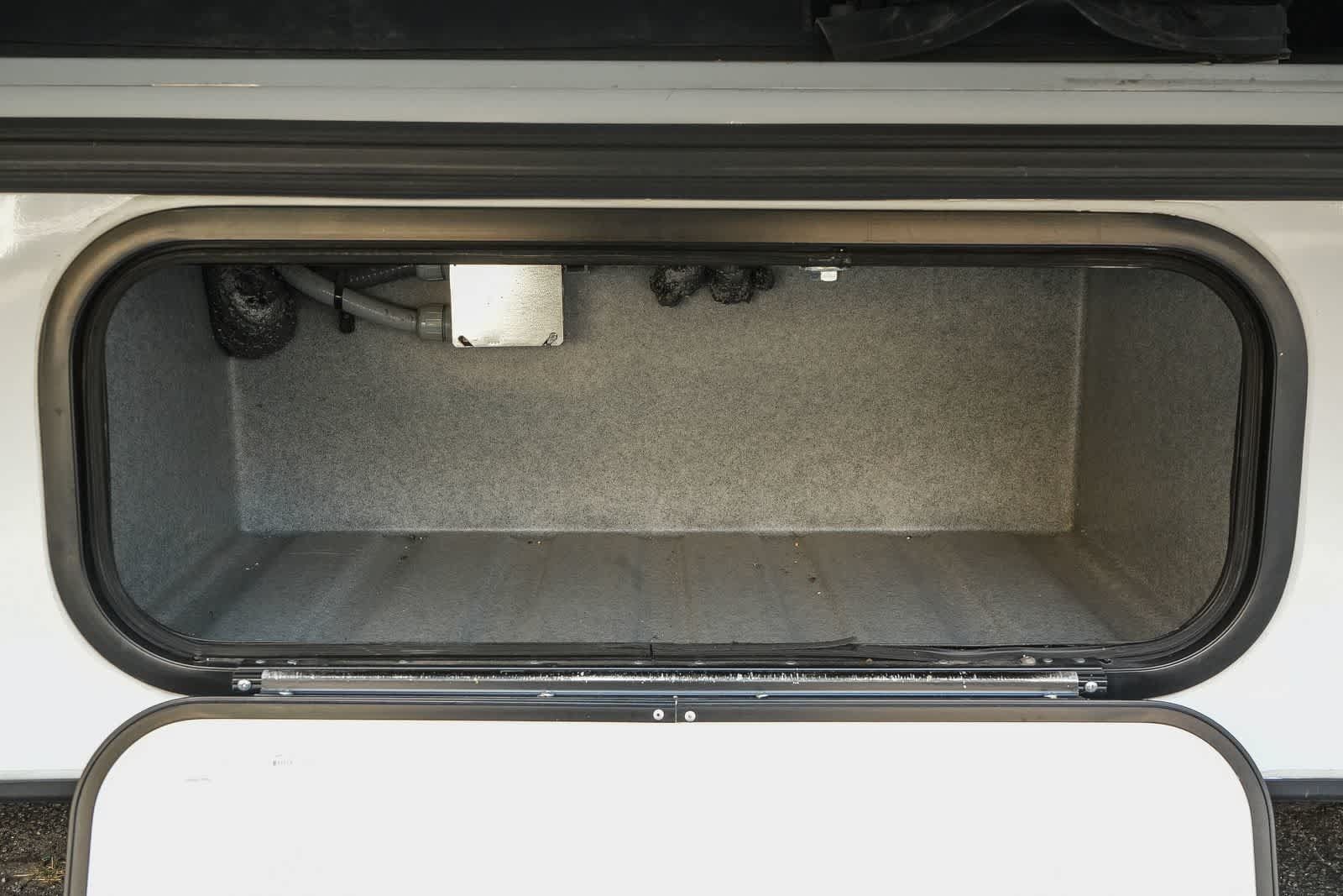 Used 2023 Ford E-450 and Econoline 450 Super Duty w/ Motorhome Prep Package RWD image 24