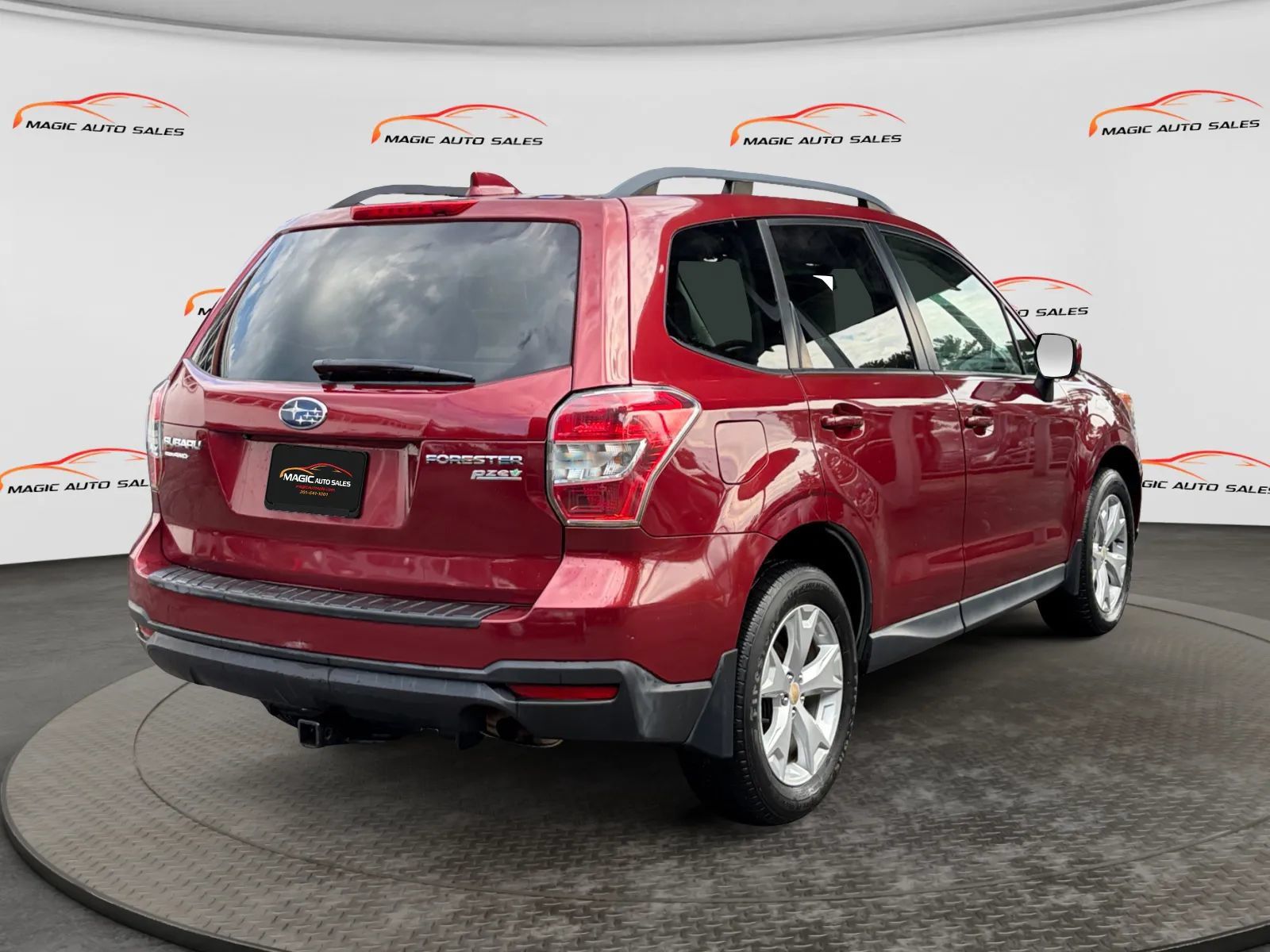 Used 2016 Subaru Forester 2.5i Premium w/ All-Weather Package AWD/4WD image 10