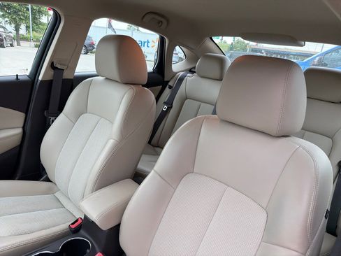 Used 2014 Buick Verano FWD image 16