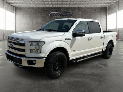 Used 2015 Ford F150 Lariat w/ Equipment Group 502A Luxury image 8