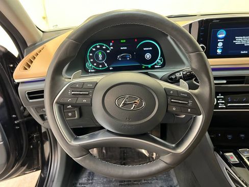 Used 2023 Hyundai Sonata Limited image 18