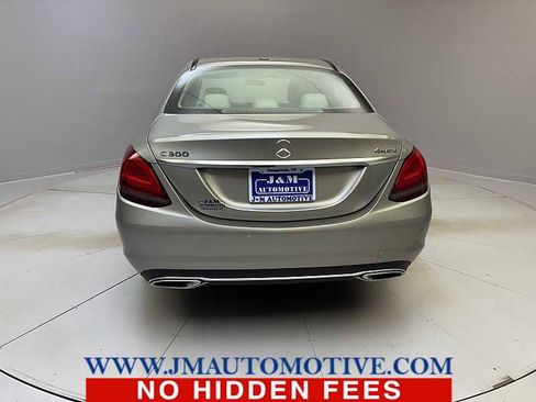 Used 2019 Mercedes-Benz C 300 4MATIC Sedan image 4