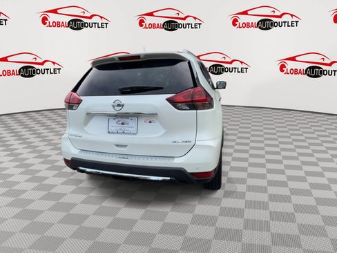 Used 2020 Nissan Rogue SL w/ Premium Package AWD/4WD image 7