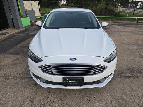 Used 2018 Ford Fusion SE image 5