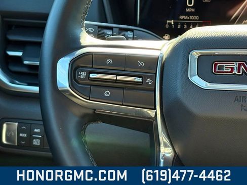 Used 2025 GMC Terrain Elevation image 25