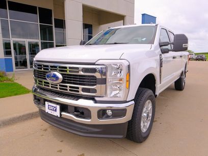 New 2025 Ford F350 XLT w/ Snow Plow Prep Package