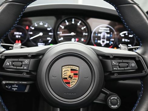 Certified 2022 Porsche 911 Targa 4S AWD/4WD image 23