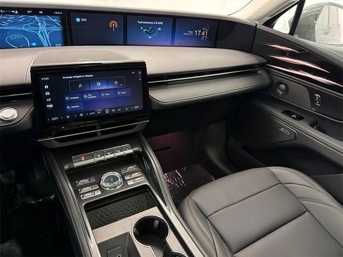 New 2026 Lincoln Nautilus Premier w/ Equipment Group 102A image 27