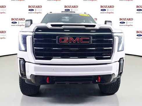 Used 2024 GMC Sierra 3500 AT4 w/ AT4 Premium Plus Package AWD/4WD image 2
