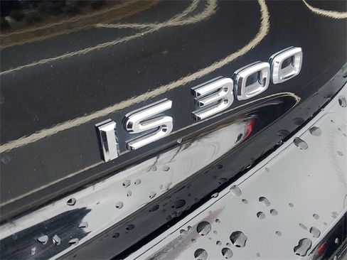 Used 2019 Lexus IS 300 image 8