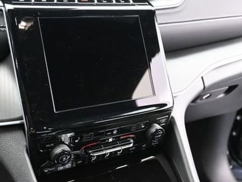 New 2025 Jeep Grand Cherokee Altitude image 22