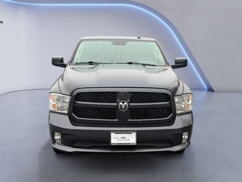Used 2018 RAM 1500 Express image 9