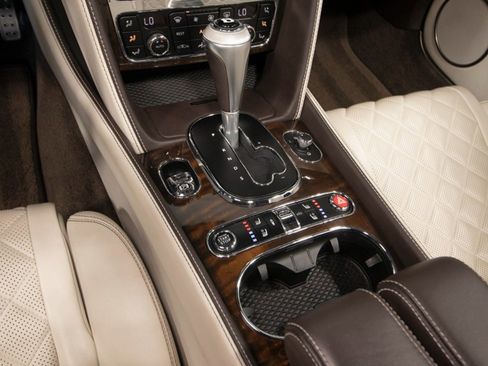 Used 2016 Bentley Continental GTC image 31