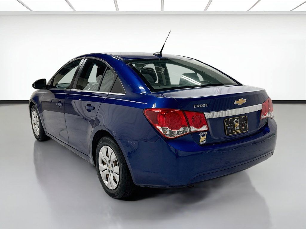 Used 2012 Chevrolet Cruze LS w/ Connectivity Package FWD image 8