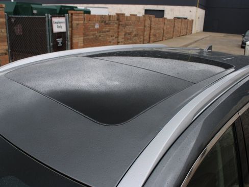 Used 2021 Nissan Rogue SL w/ Premium Package image 4