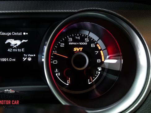 Used 2013 Ford Mustang Shelby GT500 RWD image 81