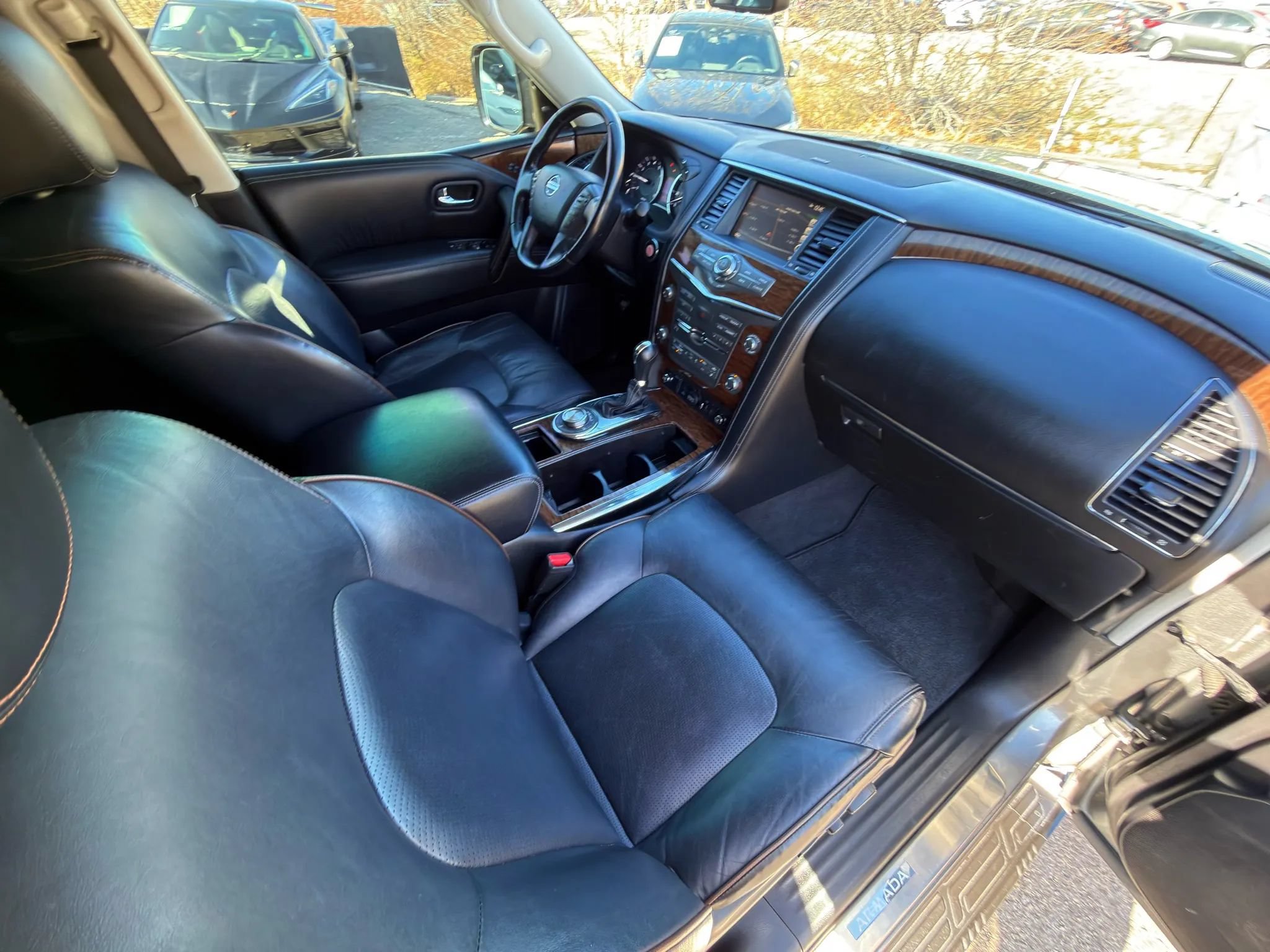 Used 2019 Nissan Armada Platinum w/ Captain's Chairs Package AWD/4WD image 6