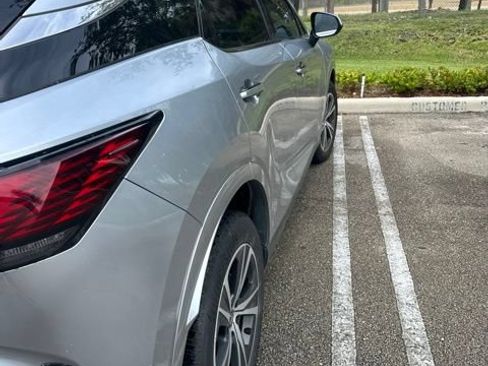 Used 2023 Lexus RX 350 Premium w/ Cold Area Package FWD image 4