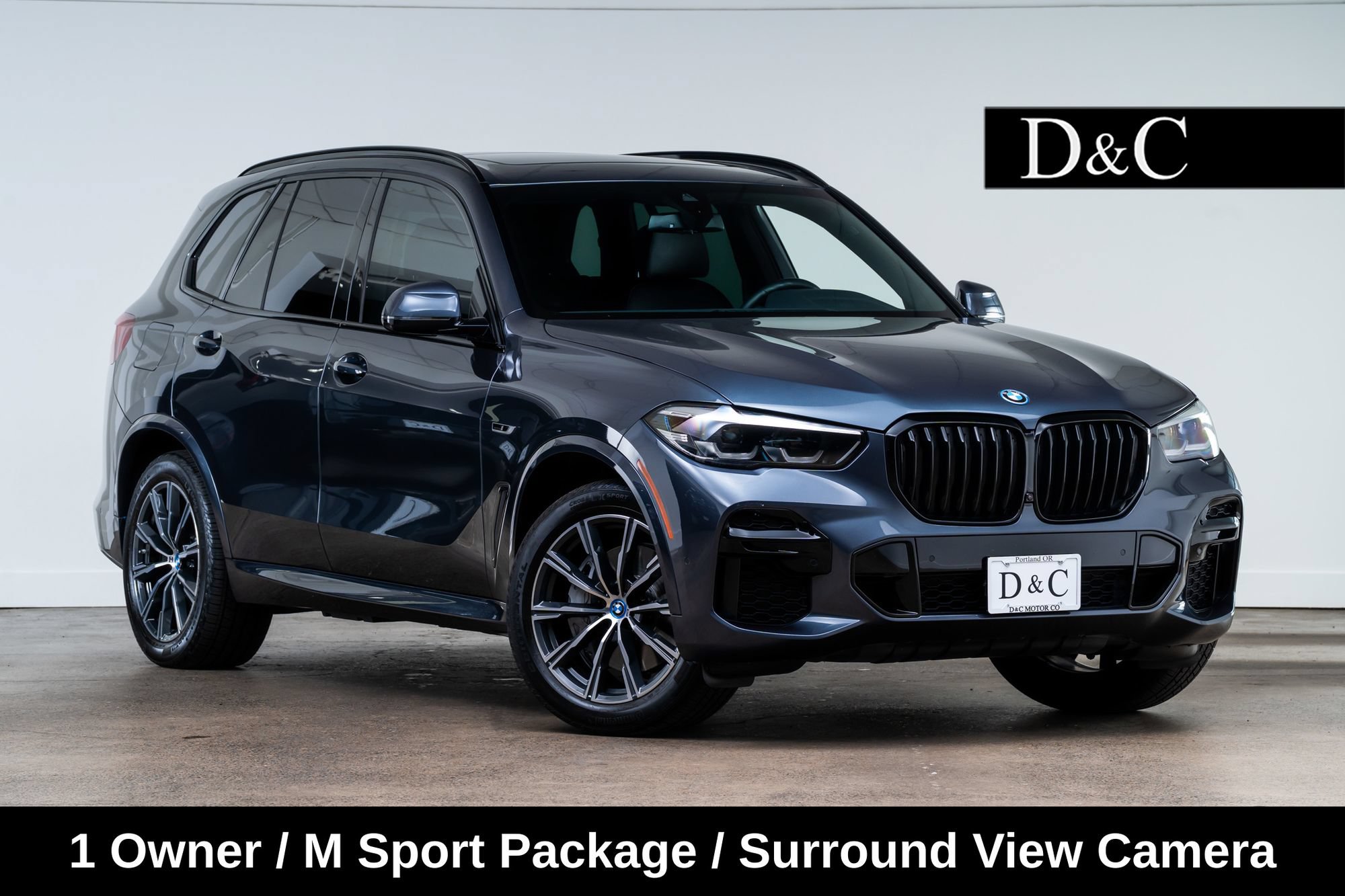 Used 2022 BMW X5 xDrive45e w/ M Sport Package AWD/4WD image 1
