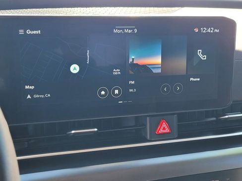 Used 2025 Kia Carnival FWD image 20