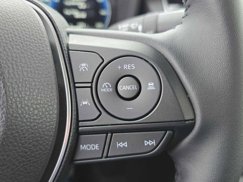 Certified 2026 Toyota Corolla SE w/ SE Package image 31