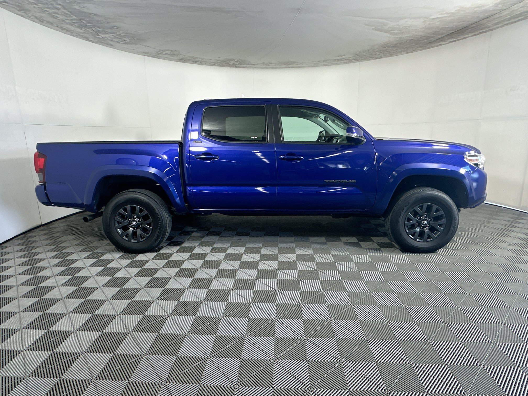 Certified 2023 Toyota Tacoma SR5 w/ Technology Package AWD/4WD image 2